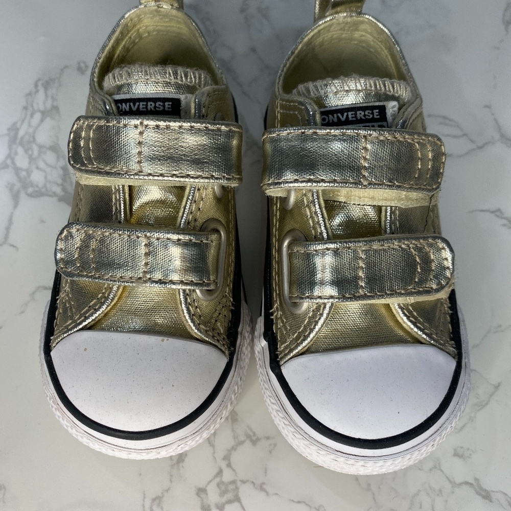 Converse toddler US size 5